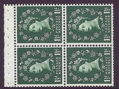 SB68 Wilding booklet pane Crowns Cream perf type AP UNMOUNTED MNT MNH