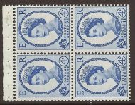 SB106 Wilding booklet pane Crowns perf type AP UNMOUNTED MNT MNH