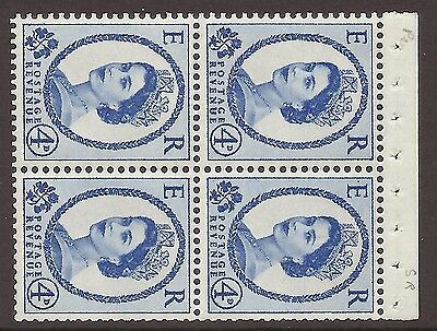SB106a Wilding booklet pane Crowns perf type I UNMOUNTED MNT MNH