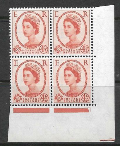 S94a 4½d Wilding Crowns on White with Phantom Frame Block of 4 UNMOUNTED MINT