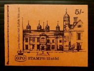sg HP28 5/- Apr 1969 Long Melford Hall GPO stitched booklet with all panes MNH