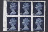 UB19 5d Pre-decimal Machin Booklet pane R3 dot UNMOUNTED MINT MNH