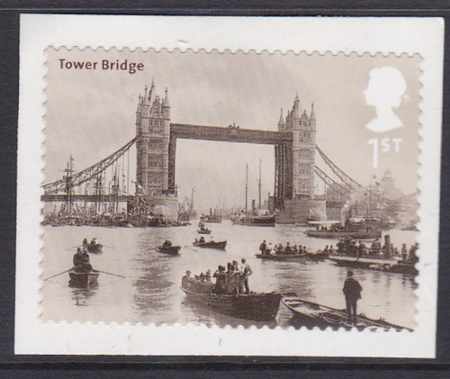 PM7 2002 Sg2314 Tower Bridge 1st class stamp out of booklet - self adhesive