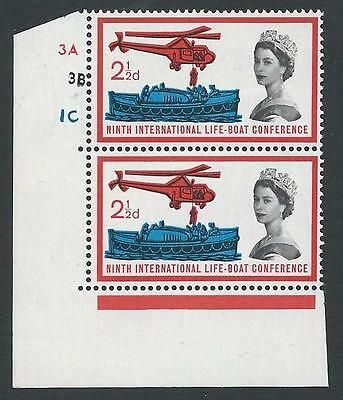 1963 Lifeboat 2 1 2d (Ord) - Listed Flaw - Missing Neckline x 2 - MNH