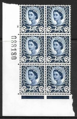 Sg XW10 5d Wales 2 x 9.5mm Cyl 2 No Dot perf A(E/I) UNMOUNTED MINT